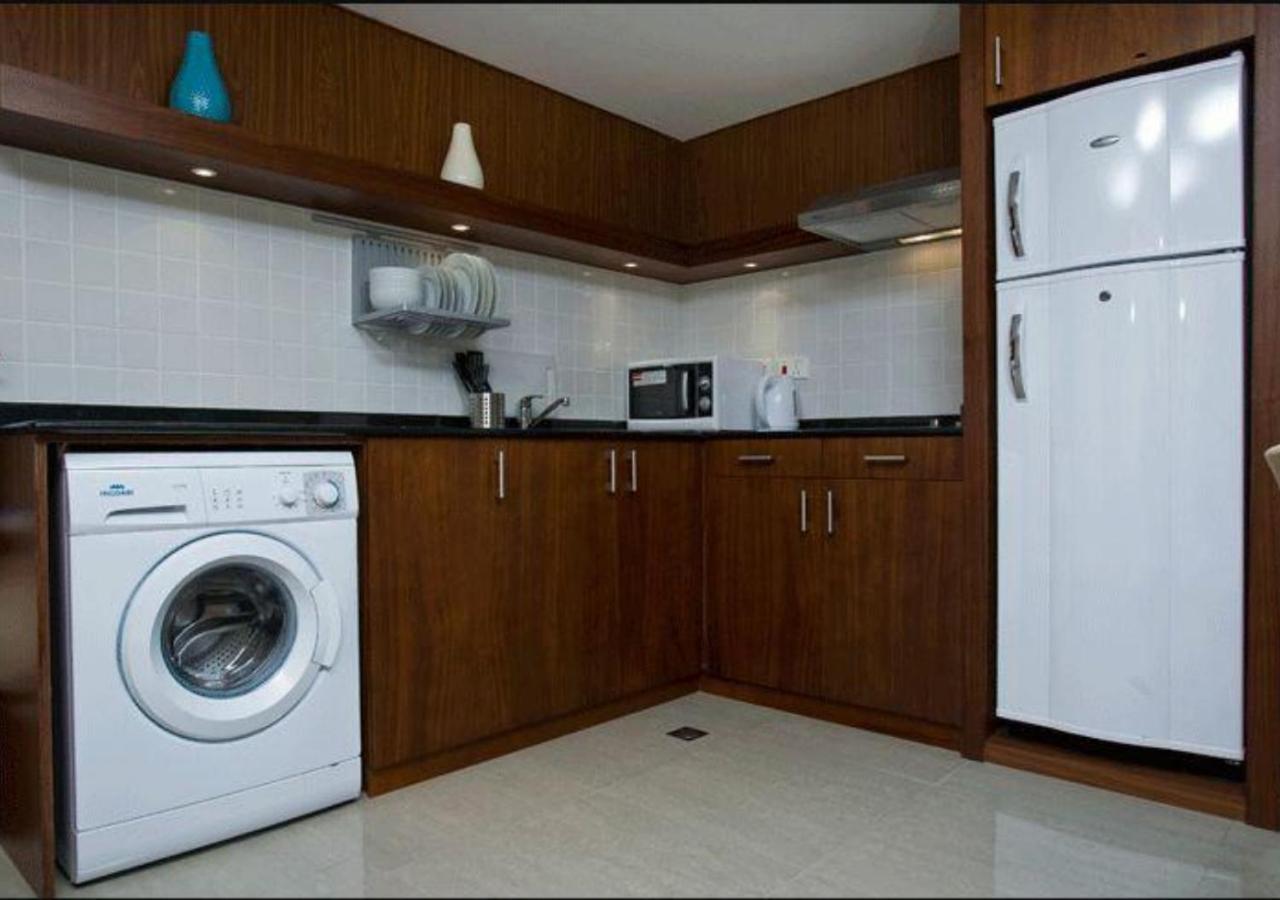 Phoenix Plaza Hotel Apartments Abu Dhabi Eksteriør billede