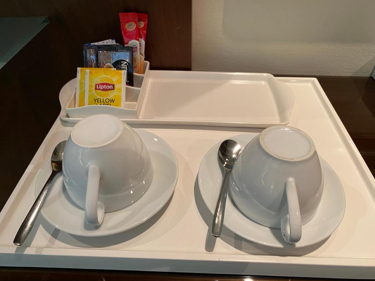 Phoenix Plaza Hotel Apartments Abu Dhabi Eksteriør billede