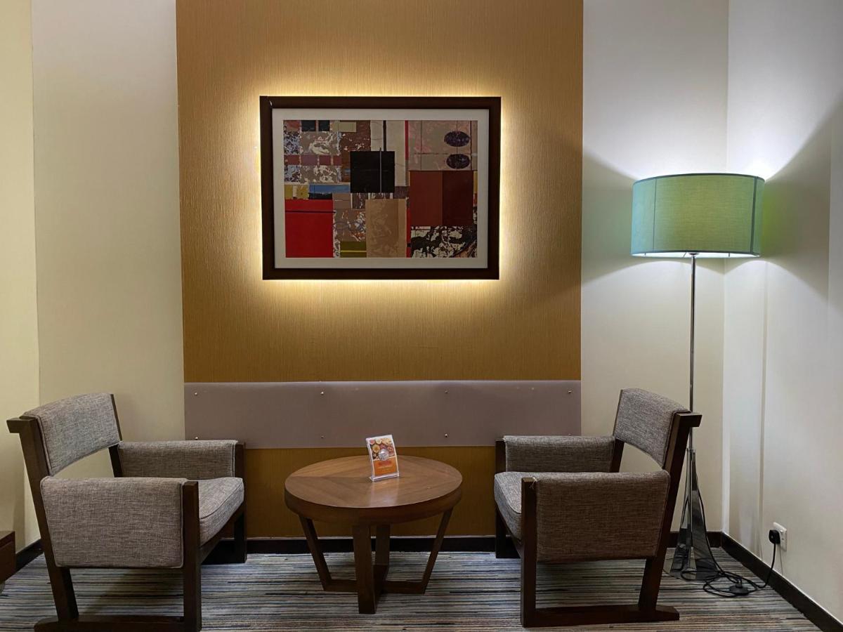 Phoenix Plaza Hotel Apartments Abu Dhabi Eksteriør billede
