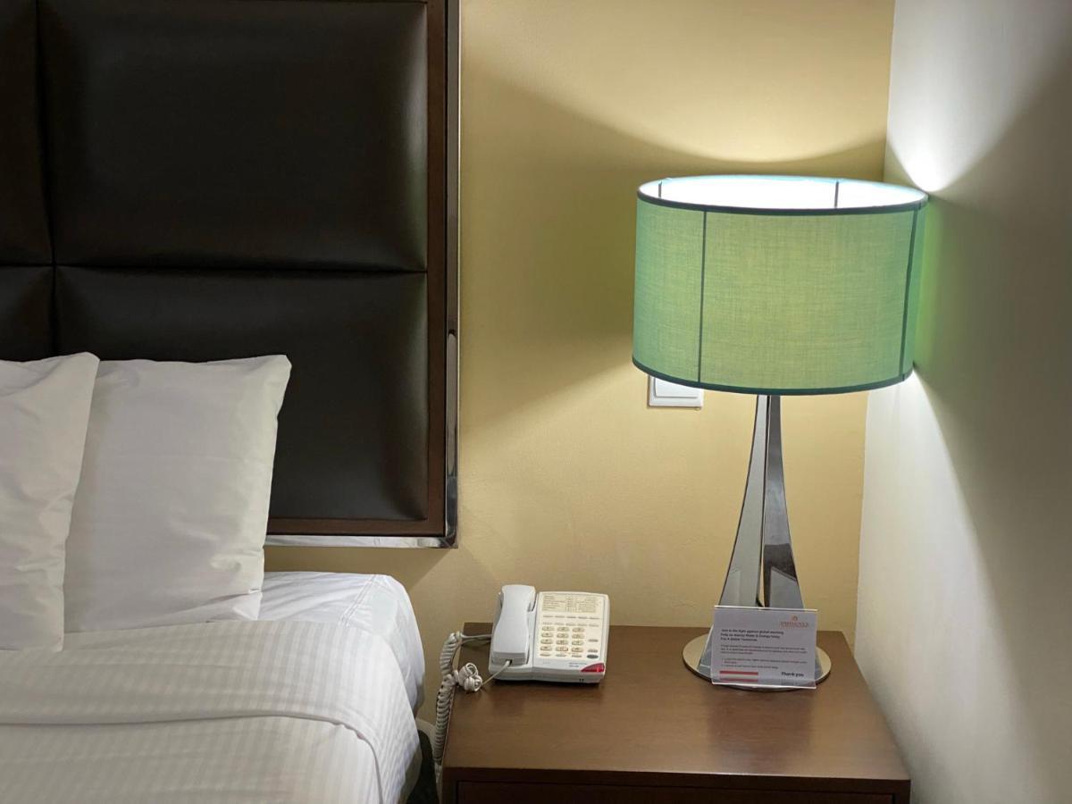 Phoenix Plaza Hotel Apartments Abu Dhabi Eksteriør billede