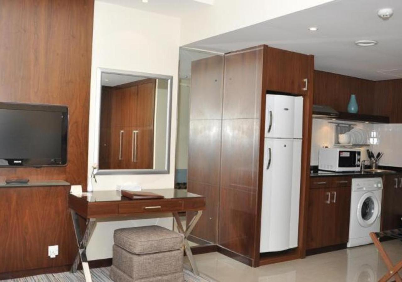 Phoenix Plaza Hotel Apartments Abu Dhabi Eksteriør billede