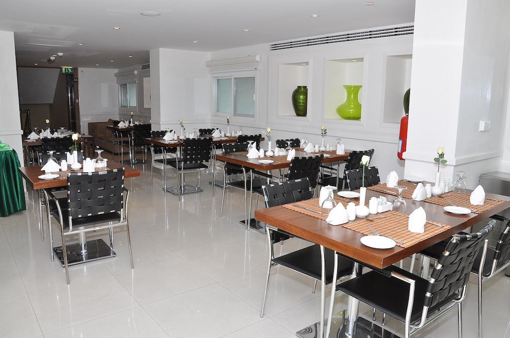 Phoenix Plaza Hotel Apartments Abu Dhabi Eksteriør billede