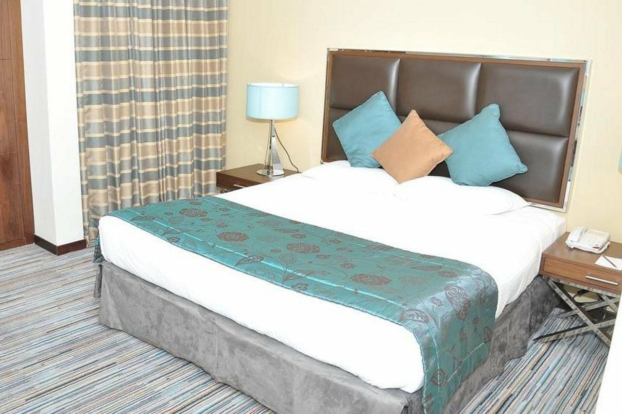 Phoenix Plaza Hotel Apartments Abu Dhabi Eksteriør billede